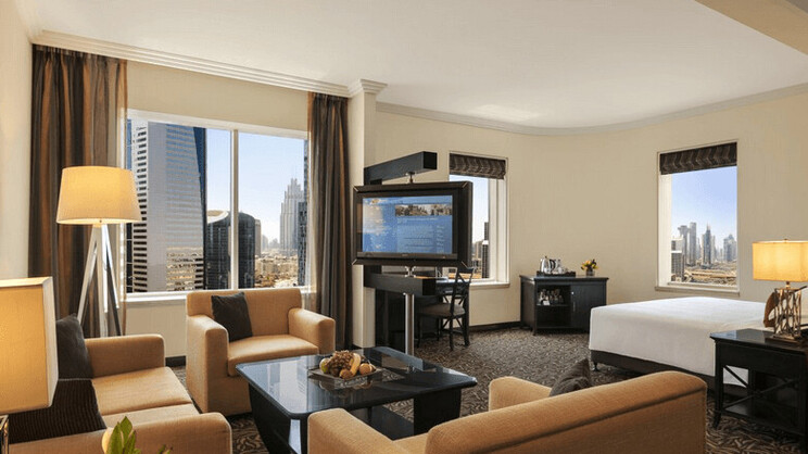 Family Room - King Bed 